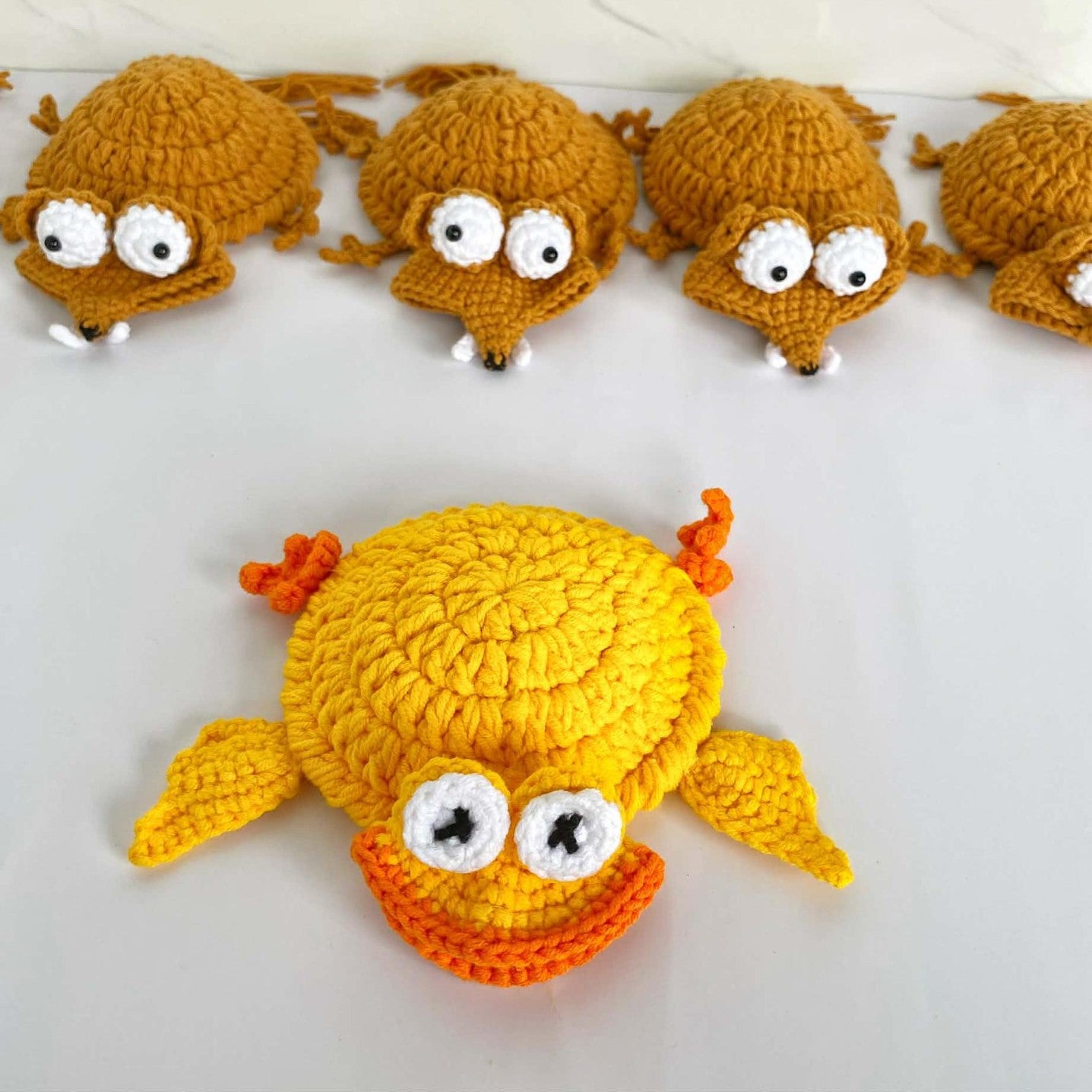 Handmade Crochet Animal Coasters Turtle Squirrel Heat Insulating Pad Creative Desk Coaster Home Decor