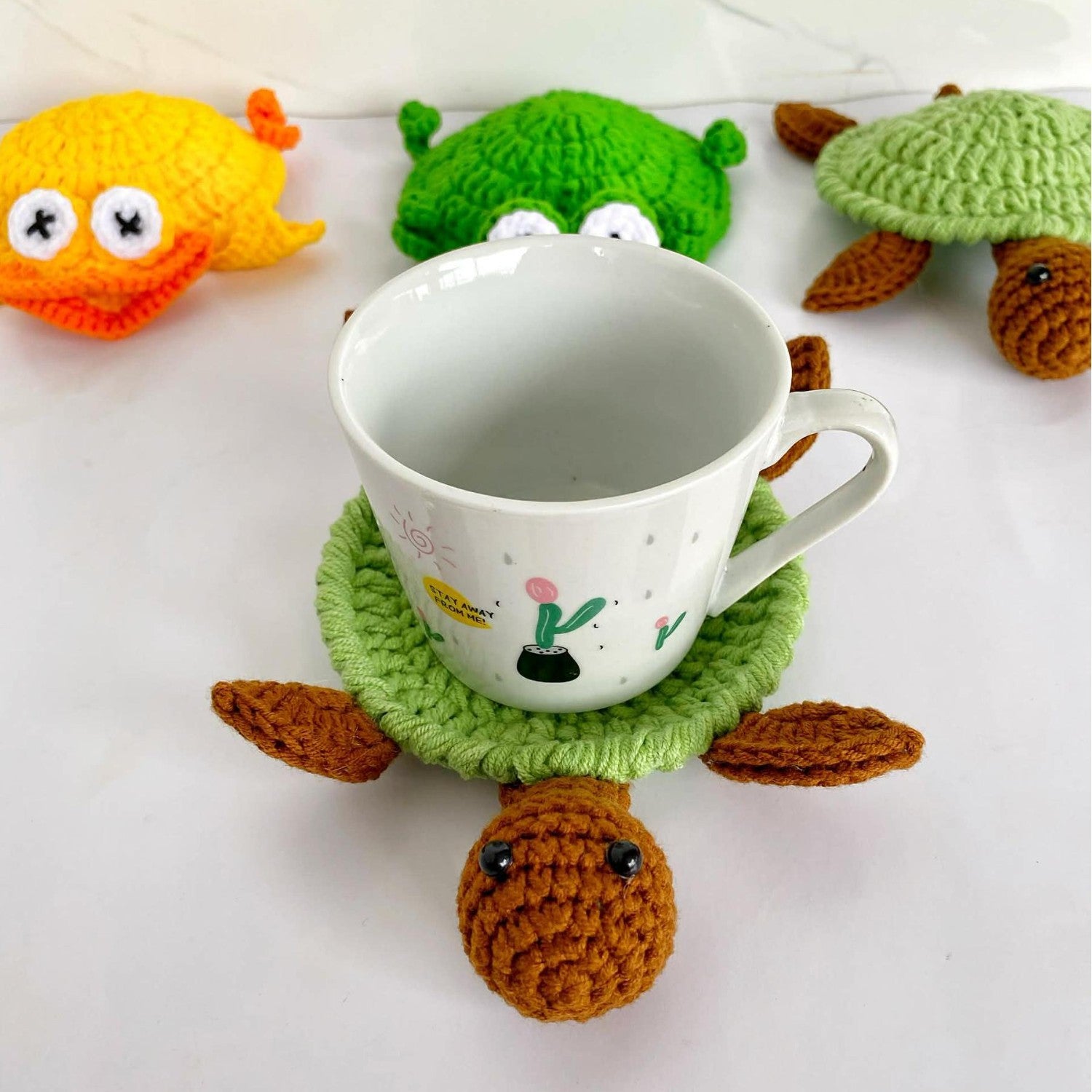 Handmade Crochet Animal Coasters Turtle Squirrel Heat Insulating Pad Creative Desk Coaster Home Decor