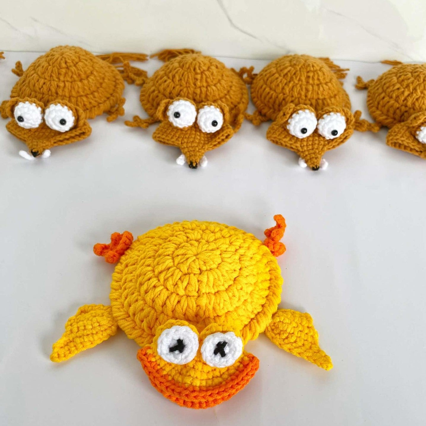 Handmade Crochet Animal Coasters Turtle Squirrel Heat Insulating Pad Creative Desk Coaster Home Decor